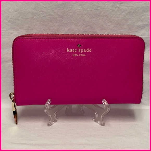 kate spade Handbags - Hot Pink Zippy